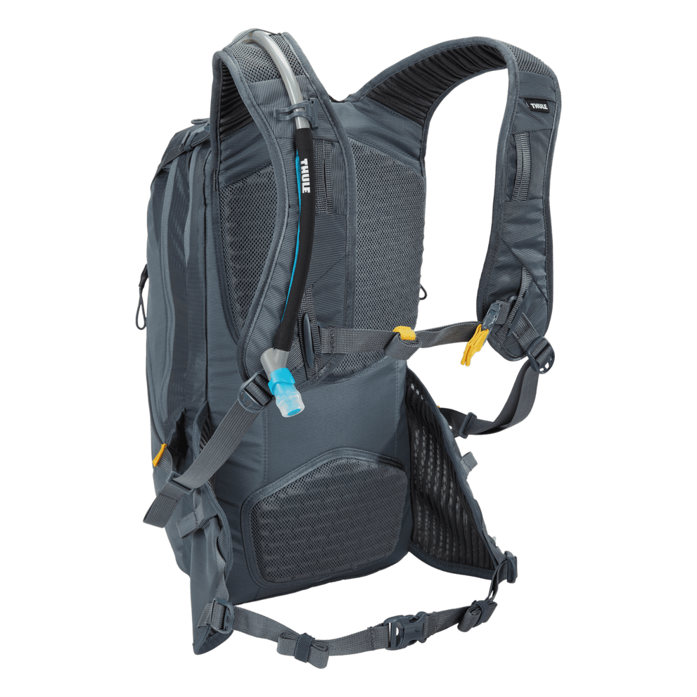 THULE RAIL HYDRATION BACKPACK - 18L